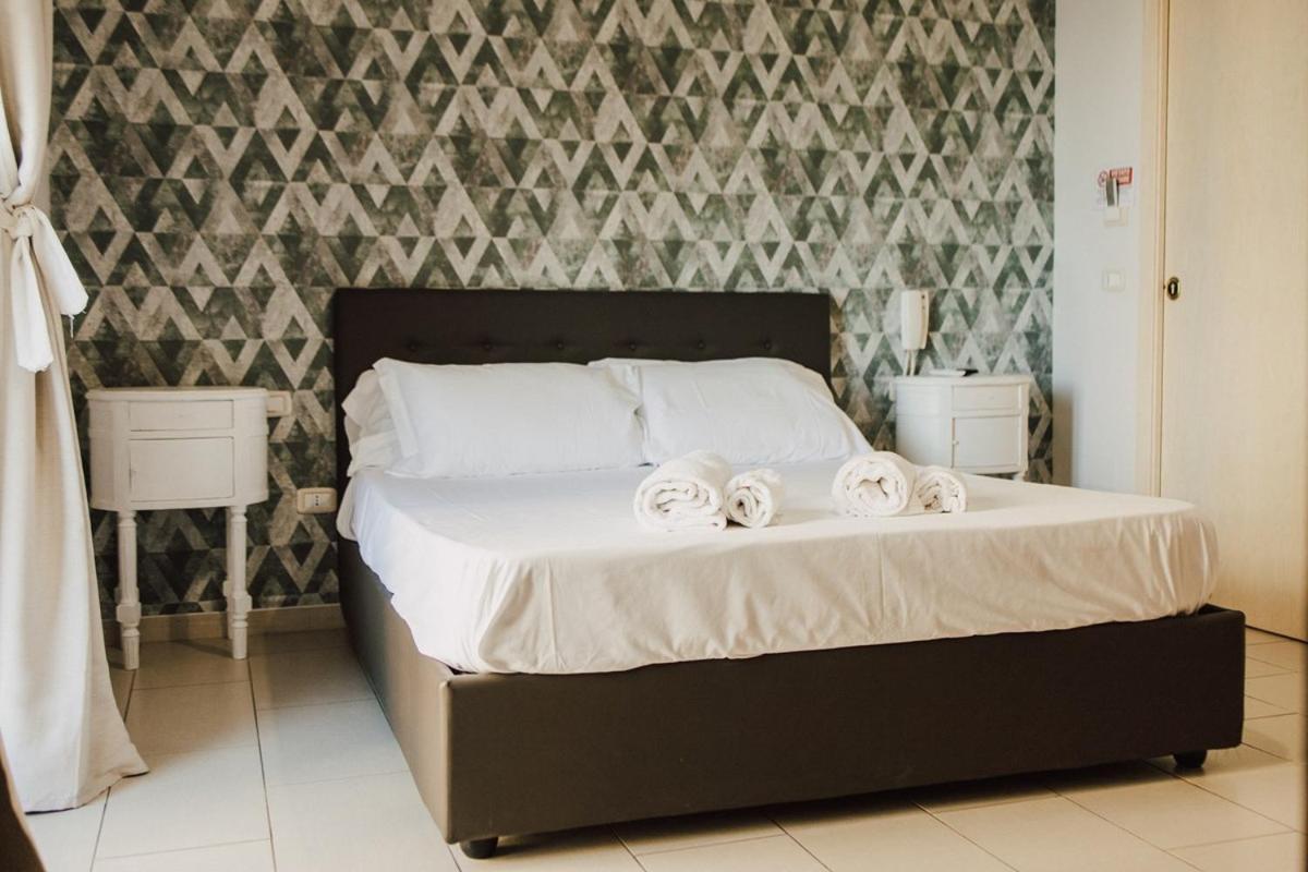 La Perla Delle Saline 2 Hotel มาร์เกริตา ดิ ซาวอยา ภายนอก รูปภาพ